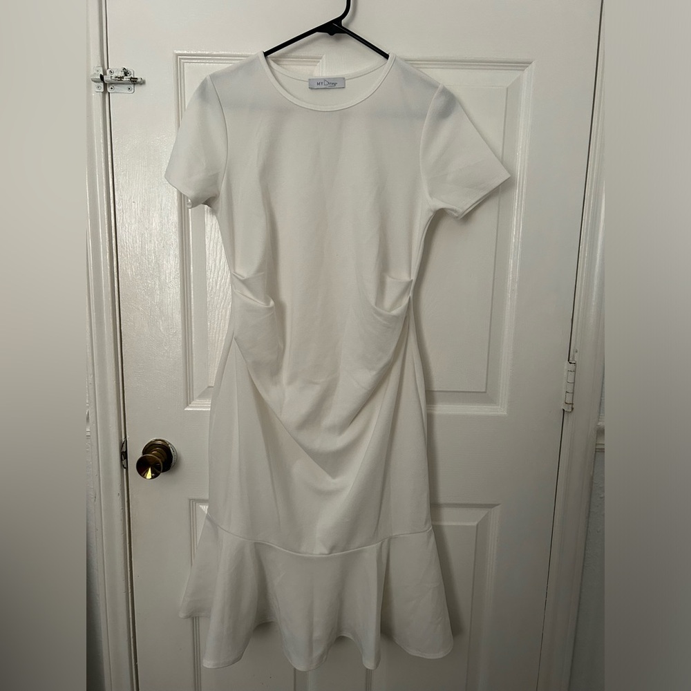 White Short-Sleeve Midi Dress with Flounce Hem